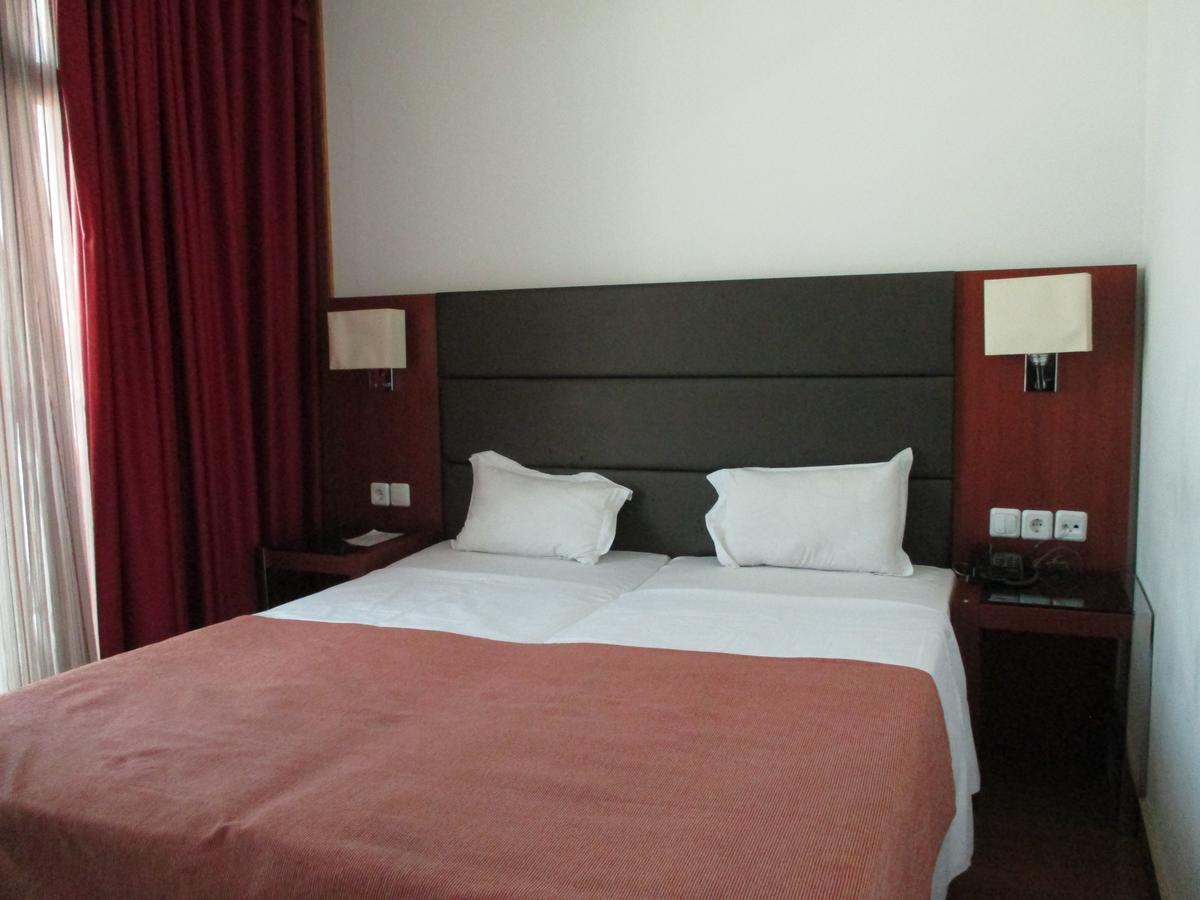 Hotel Restinga Lobito Bagian luar foto