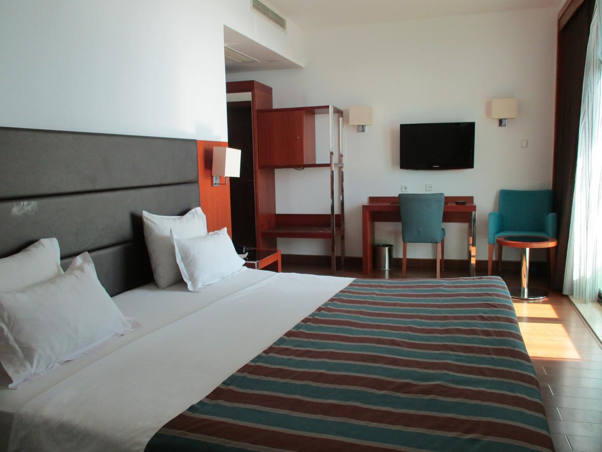 Hotel Restinga Lobito Bagian luar foto