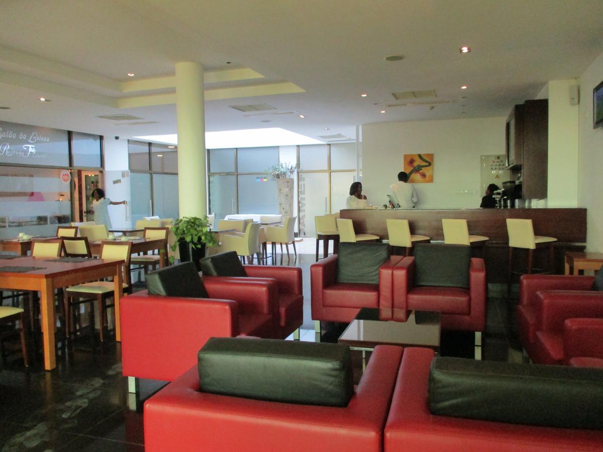 Hotel Restinga Lobito Bagian luar foto