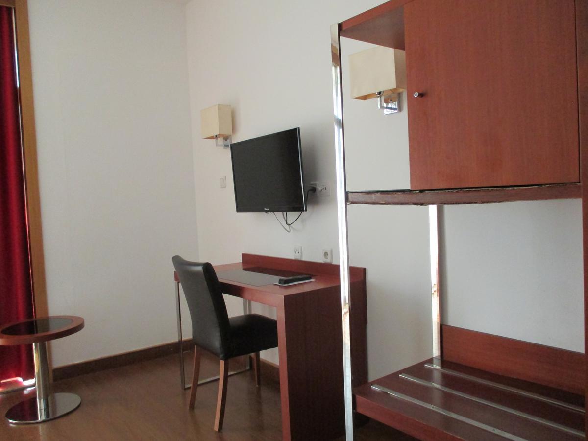 Hotel Restinga Lobito Bagian luar foto